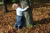 Das Bild "Lea am Baum" kann leider nicht angezeigt werden.